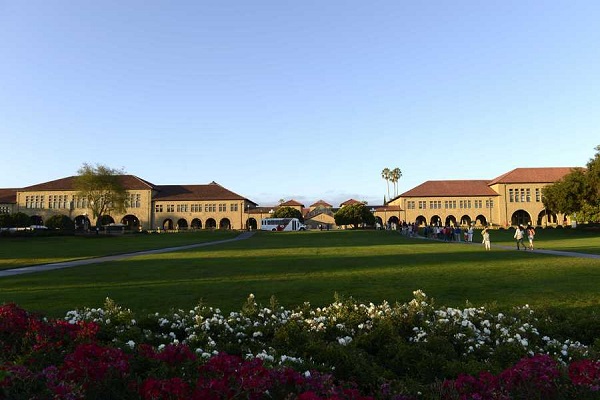 斯坦福大学